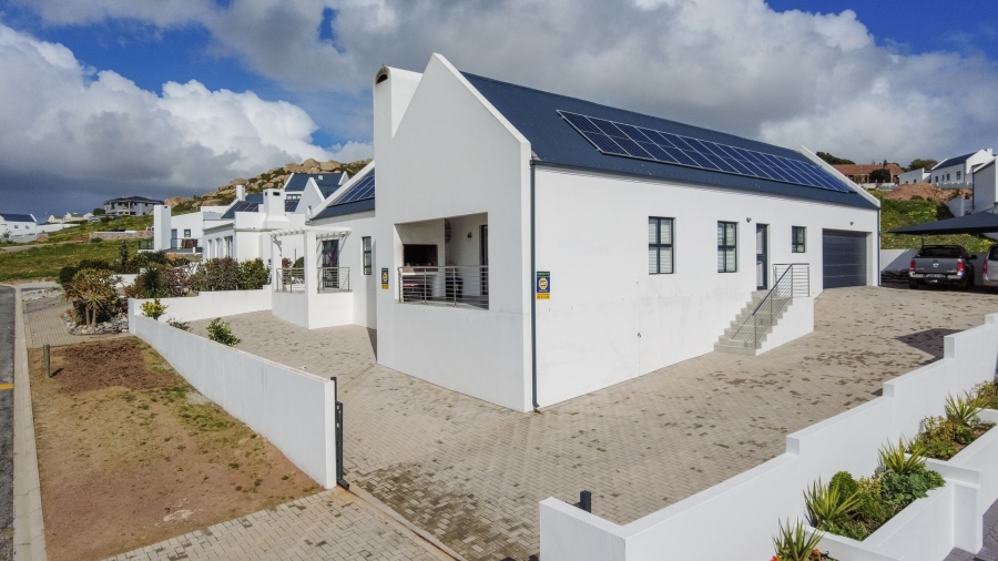 3 Bedroom Property for Sale in Da Gama Bay Western Cape